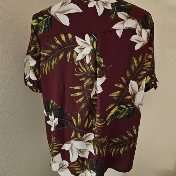 Hawaiian Blouse 1X - Picture 2 of 3